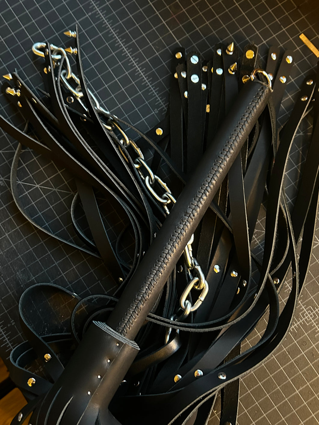 black chain flogger